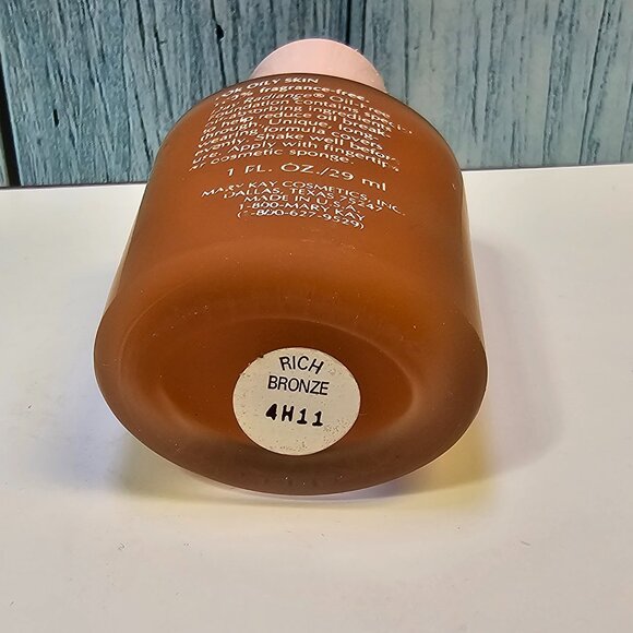 Mary Kay Day Radiance Oil-Free Foundation Rich Bronze #5795‎ - NIB  Old Stock - Picture 3 of 6